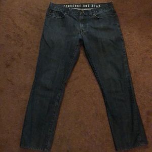 Converse dark blue Jeans